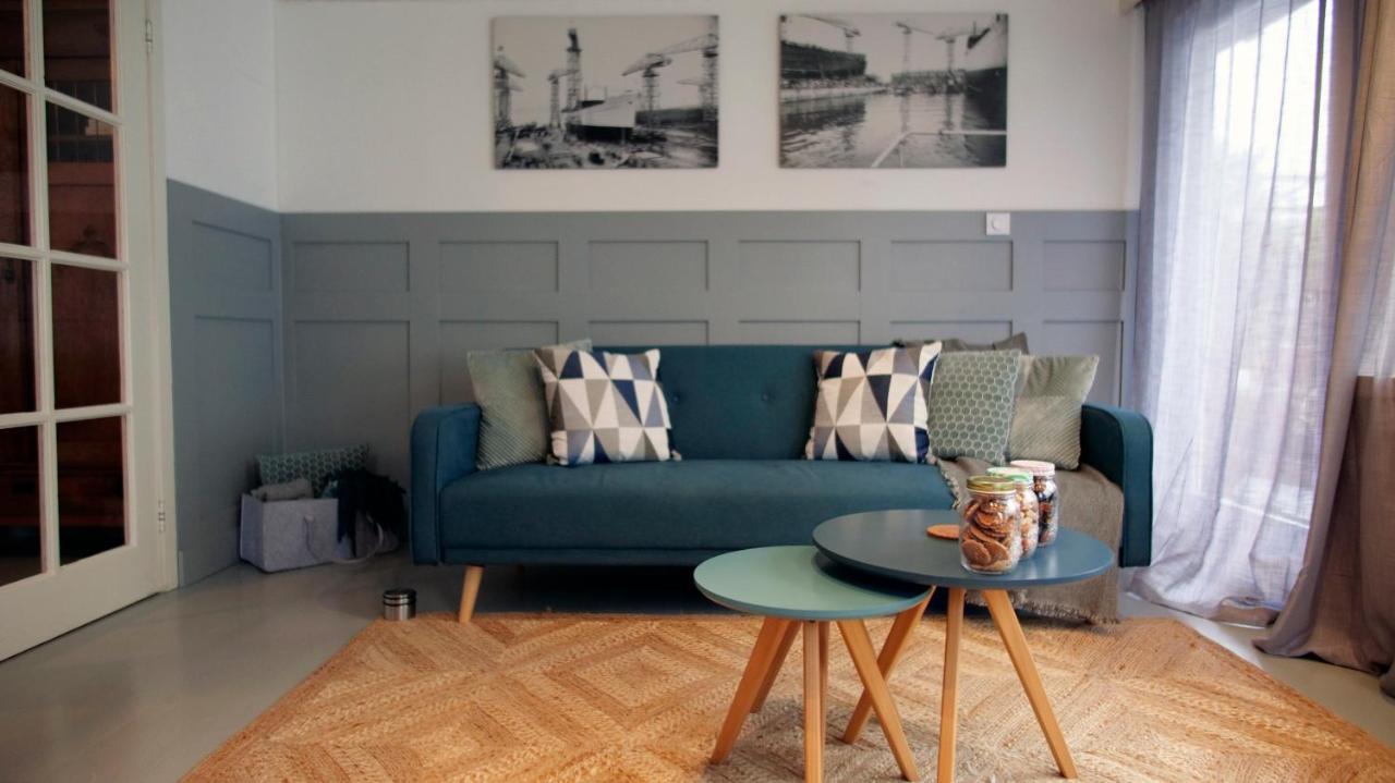 Houseboat Apartment With Water Terrace, Free Parking, Free Bikes & Fast Wifi Amsterdam Exteriér fotografie